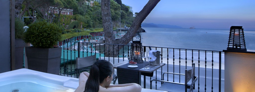 Jacuzzi with view Hotel Eight Paraggi Portofino luxury accommodation beach