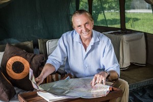 Geoffrey kent founder abercrombie and kent pioneer adventurer luxury travel2