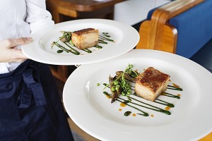 silver committee lunch pork belly with silverbeet puree regatta-claudio morales2